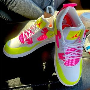 NEW Girls Air Jordan 4 Retro